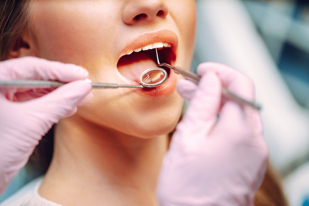 Ретинированный зуб осложнения